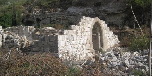 Góra Karmel w Palestynie szczątki klasztoru.jpg